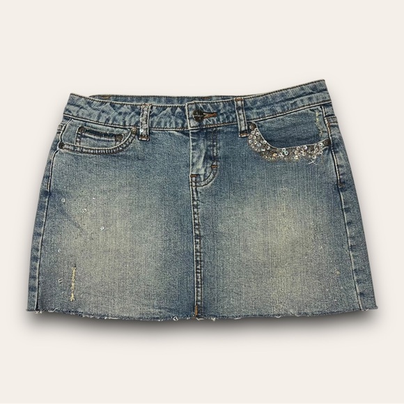 Y2K Embellished Distressed Denim Mini Skirt Younique Size 3 Mcbling Indie Sleaze - Picture 1 of 7